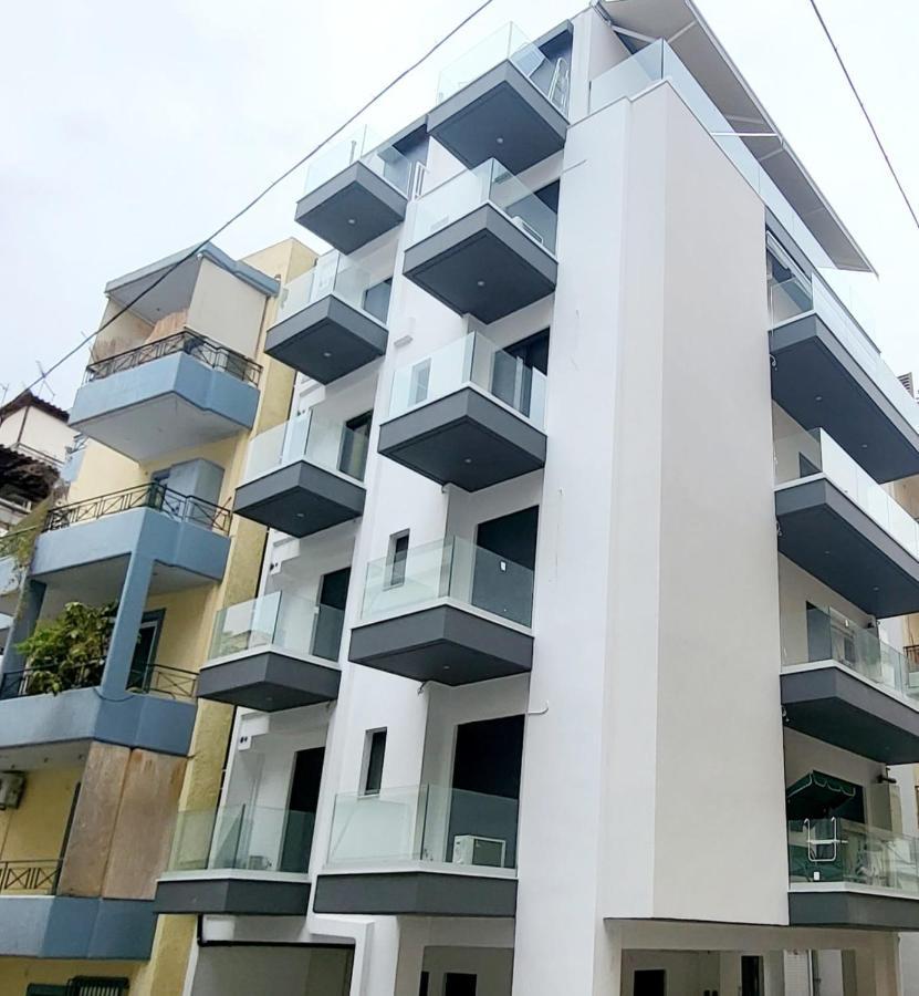 Fabilicious Suites - 2 Apartments- Romantic Jacuzzi & Spacious Family Comfort Athen Eksteriør bilde